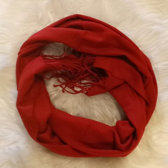 Red Pashmina Cashmere Feel Winter Scarf - Picture 13 of 15